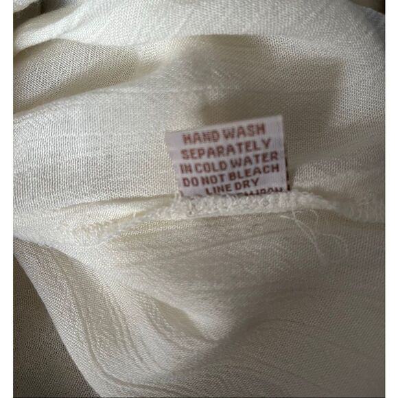 Magazine Peasant Cream Crochet Square Neck Short Sleeve Top Women’s Medium NWT - Picture 9 of 10